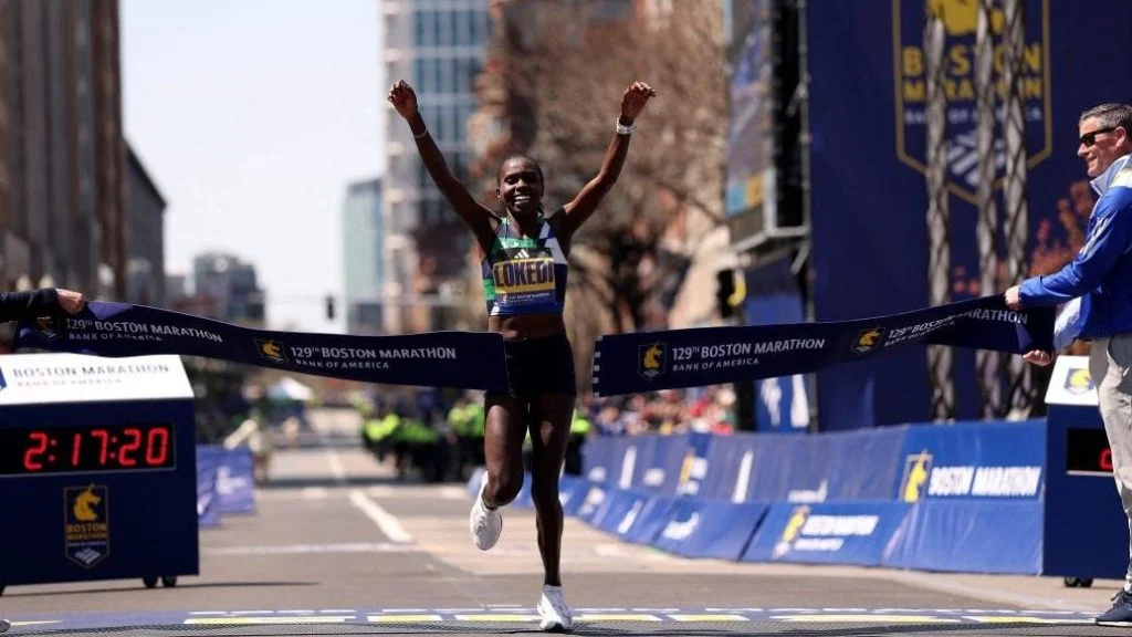 意甲焦点战：国际米兰4-0大胜科莫，路易斯·恩里克闪耀圣西罗
